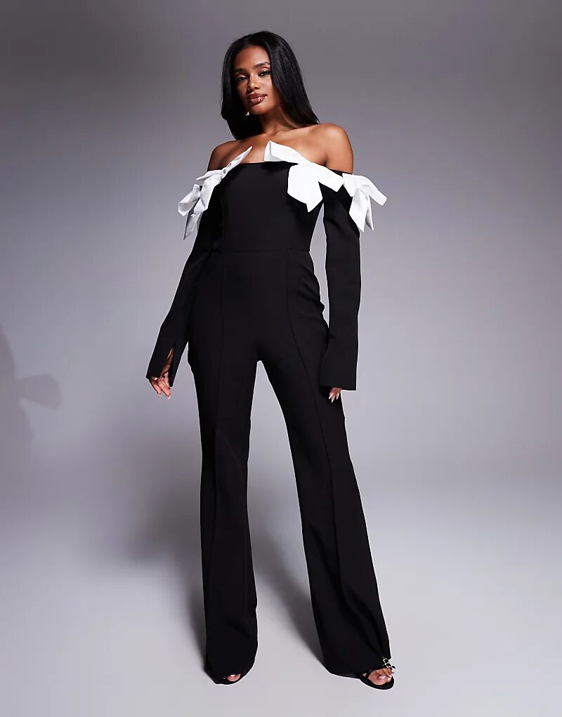 Комбинезон ASOS LUXE с атласным бантом и открытыми плечами, контрастного черного цвета
Комбинезон ASOS LUXE с атласным бантом и открытыми плечами, контрастного черного цвета