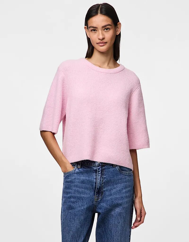 Вязаный топ из розовой колпицы
Вязаный топ из розовой колпицы