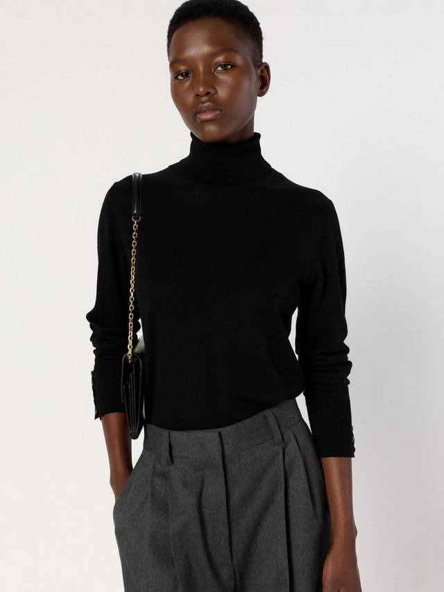 Свитер Eugenie с воротником-стойка из чистой мериносовой шерсти Gerard Darel, Black
Свитер Eugenie с воротником-стойка из чистой мериносовой шерсти Gerard Darel, Black