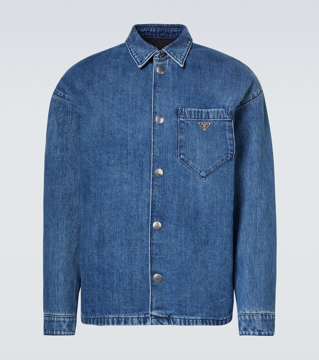 Джимовая рубашка-оверсайз Prada, светло-синий
Джимовая рубашка-оверсайз Prada, светло-синий