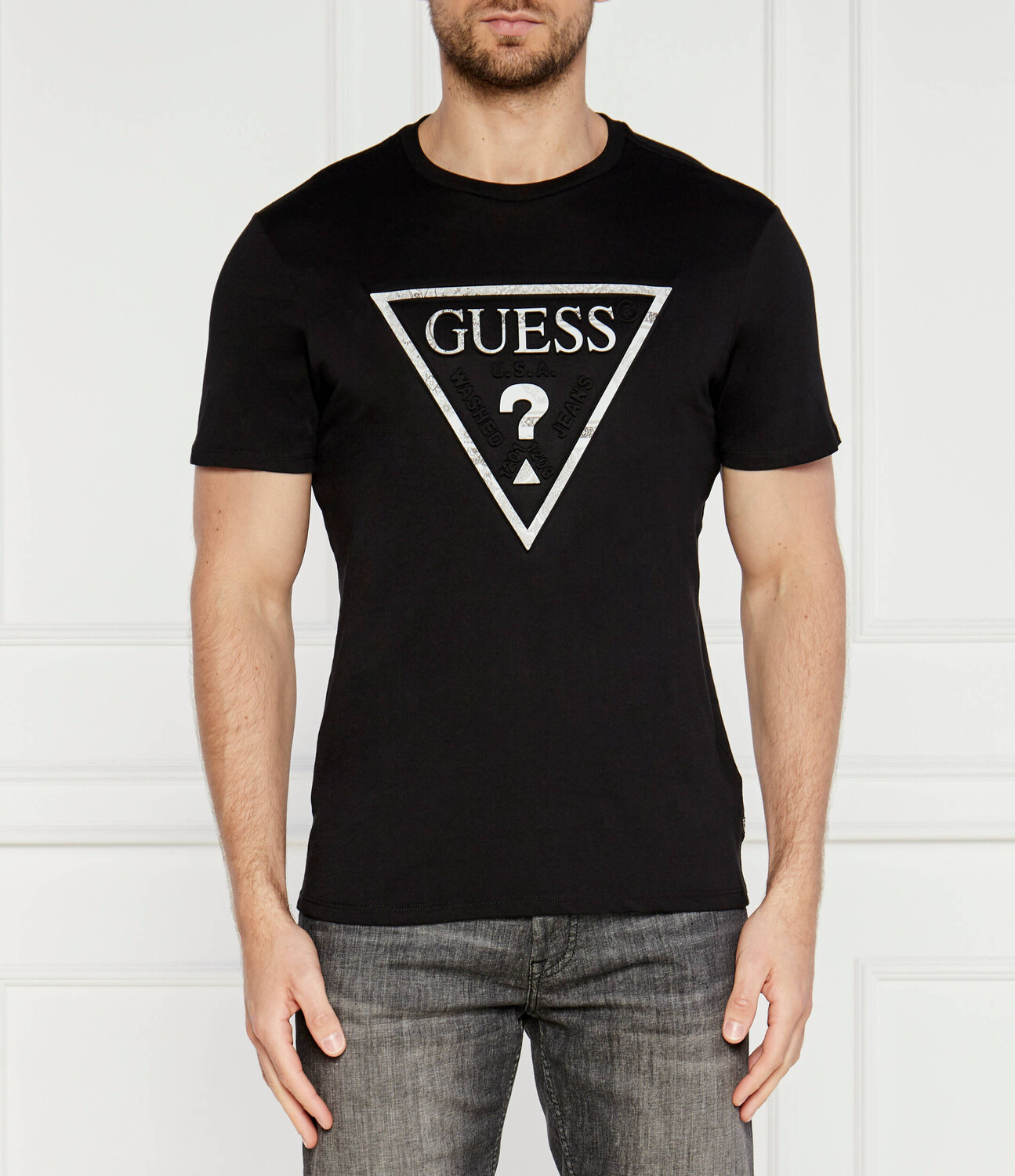 Футболка GUESS Slim Fit, черный
Футболка GUESS Slim Fit, черный