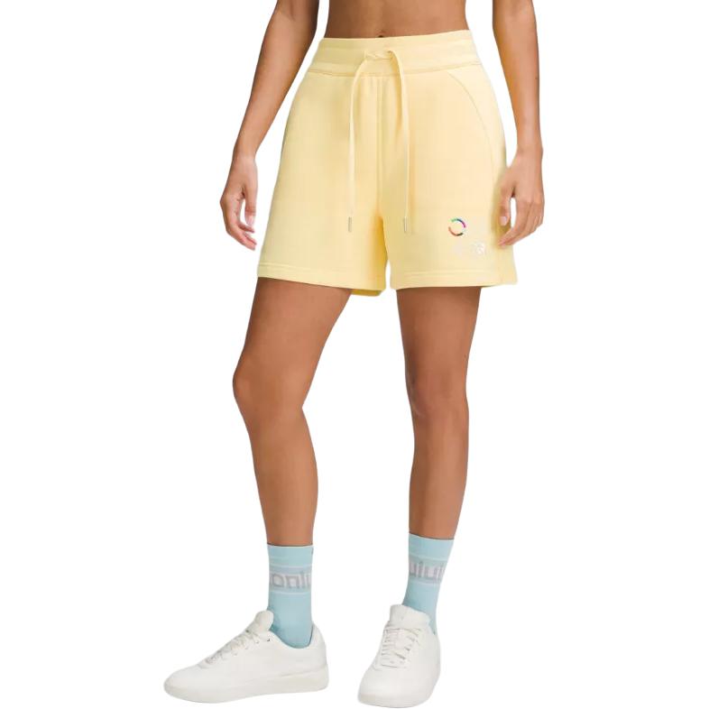 Женские шорты Scuba Casual Lululemon, желтый
Женские шорты Scuba Casual Lululemon, желтый