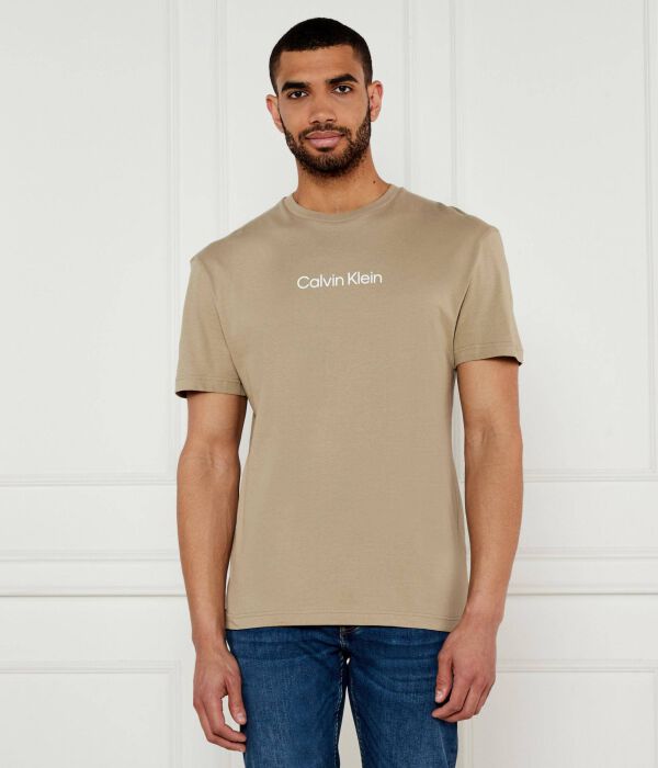 Футболки Comfort fit Calvin Klein, желтый
Футболки Comfort fit Calvin Klein, желтый