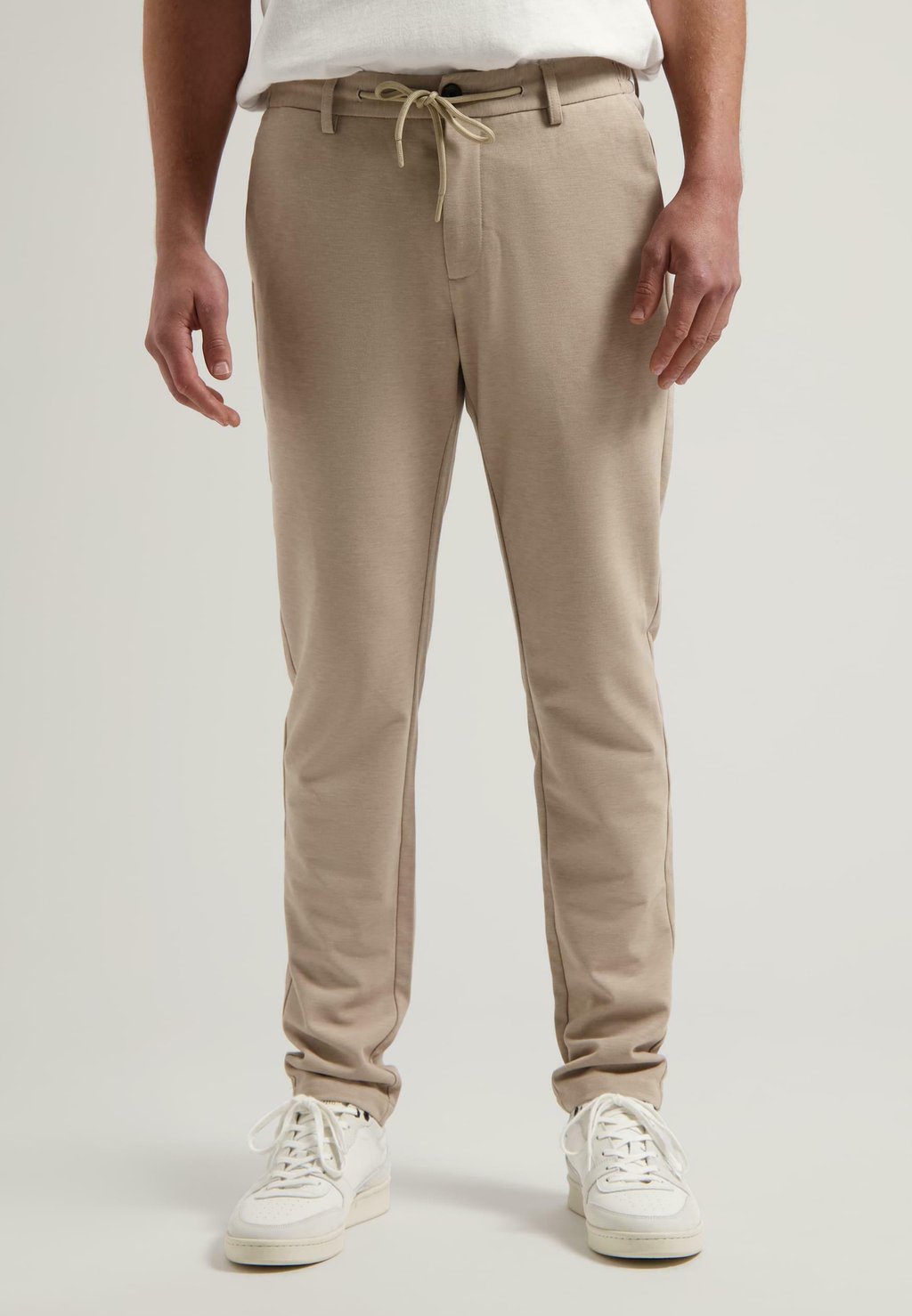 Чиносы Dstrezzed, песочный
Чиносы Dstrezzed, песочный