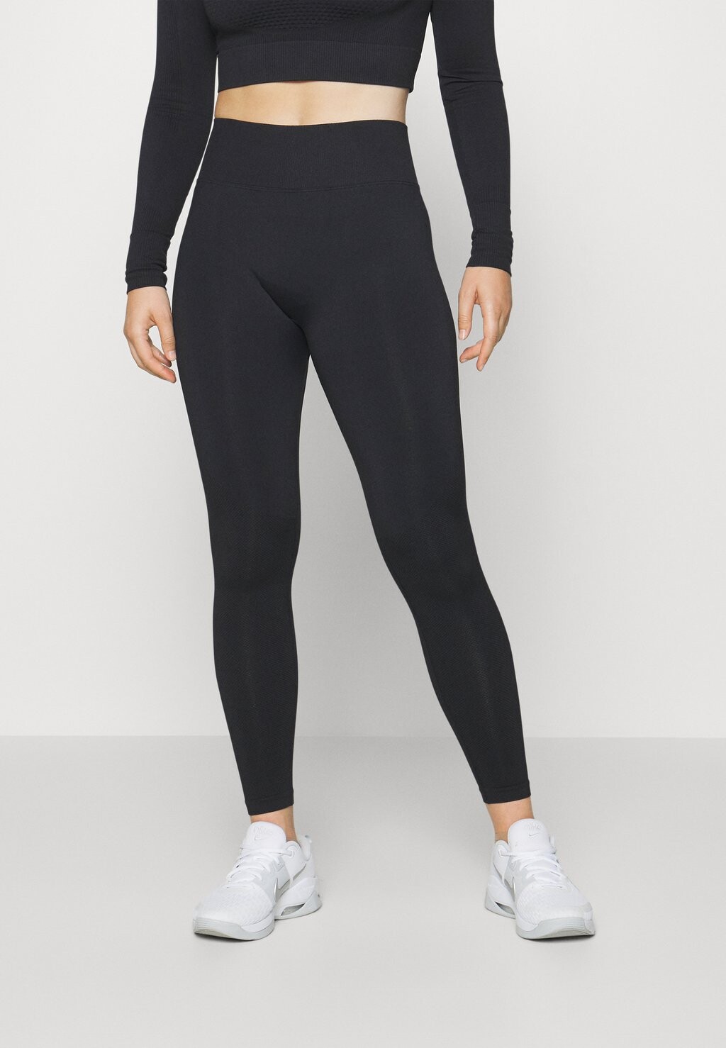 Леггинсы DEFINE SEAMLESS ICANIWILL, цвет black 
Леггинсы DEFINE SEAMLESS ICANIWILL, цвет black