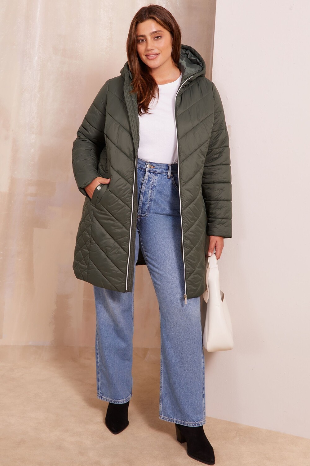 Стеганая куртка средней длины Friends Like These, зеленый
Стеганая куртка средней длины Friends Like These, зеленый