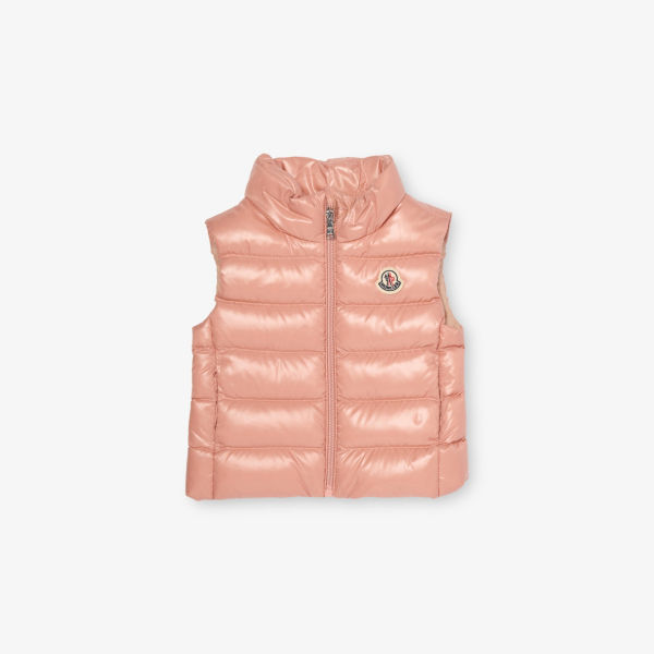 Жилетка утепленная Moncler Ghany с логотипом-нашивкой, розовый
Жилетка утепленная Moncler Ghany с логотипом-нашивкой, розовый