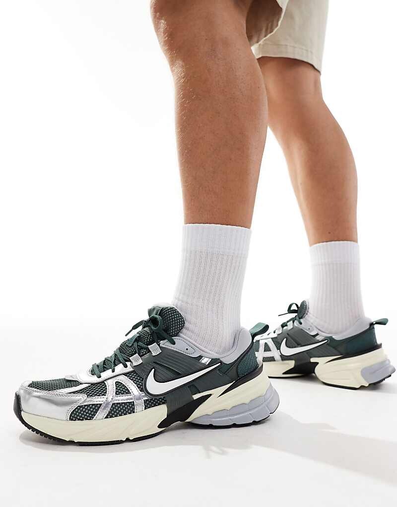 Кроссовки Nike V2K Run темно-зеленого и серебристого цвета, Зеленый, Кроссовки Nike V2K Run темно-зеленого и серебристого цвета
Кроссовки Nike V2K Run темно-зеленого и серебристого цвета, Зеленый, Кроссовки Nike V2K Run темно-зеленого и серебристого цвета