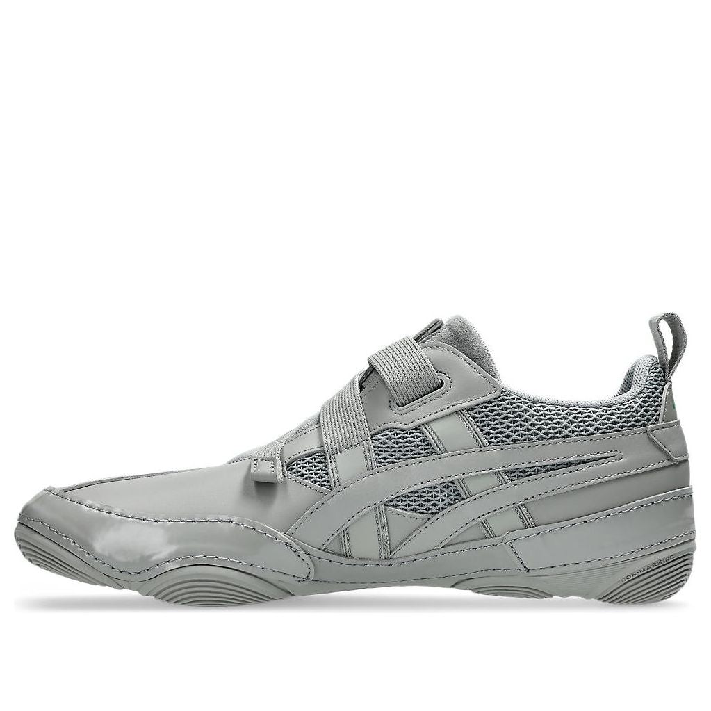 Asics x Issey Miyake Hyper Taping 'Grey'
Asics x Issey Miyake Hyper Taping 'Grey'