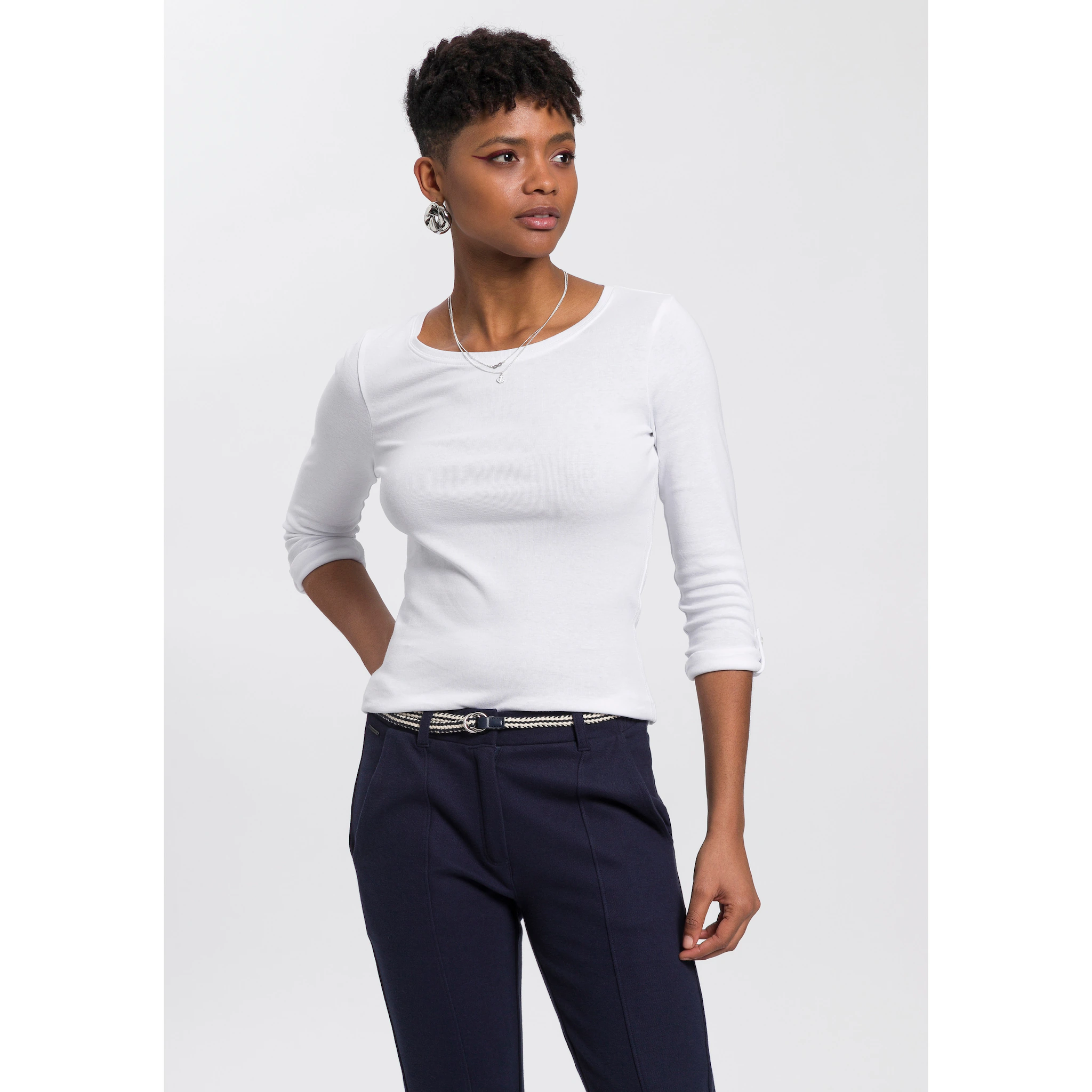 Рубашка KangaROOS с длинными рукавами и фиксируемыми отворотами, белый
Рубашка KangaROOS с длинными рукавами и фиксируемыми отворотами, белый