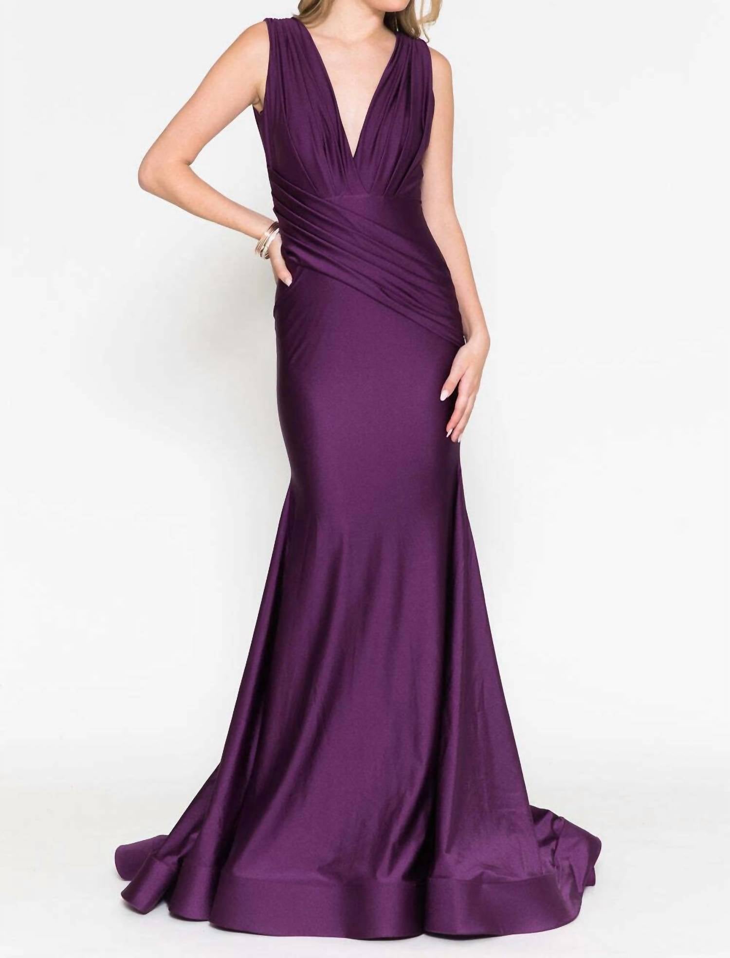 Платье Бриджит в сливовом цвете Amelia Couture, Plum
Платье Бриджит в сливовом цвете Amelia Couture, Plum