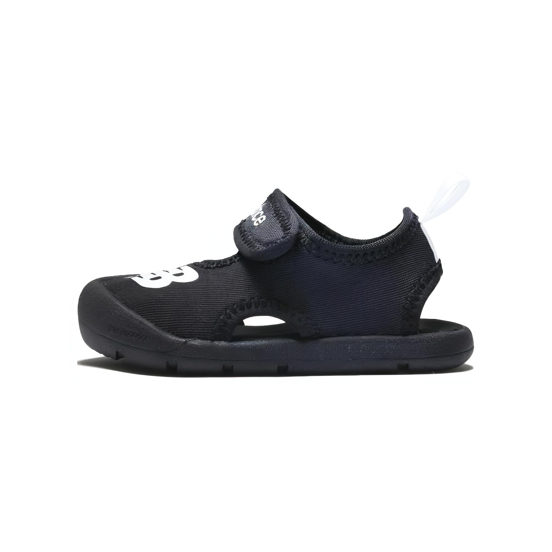 Кроссовки NB CRSR V1 устойчивые к истиранию для малышей New Balance, черный
Кроссовки NB CRSR V1 устойчивые к истиранию для малышей New Balance, черный