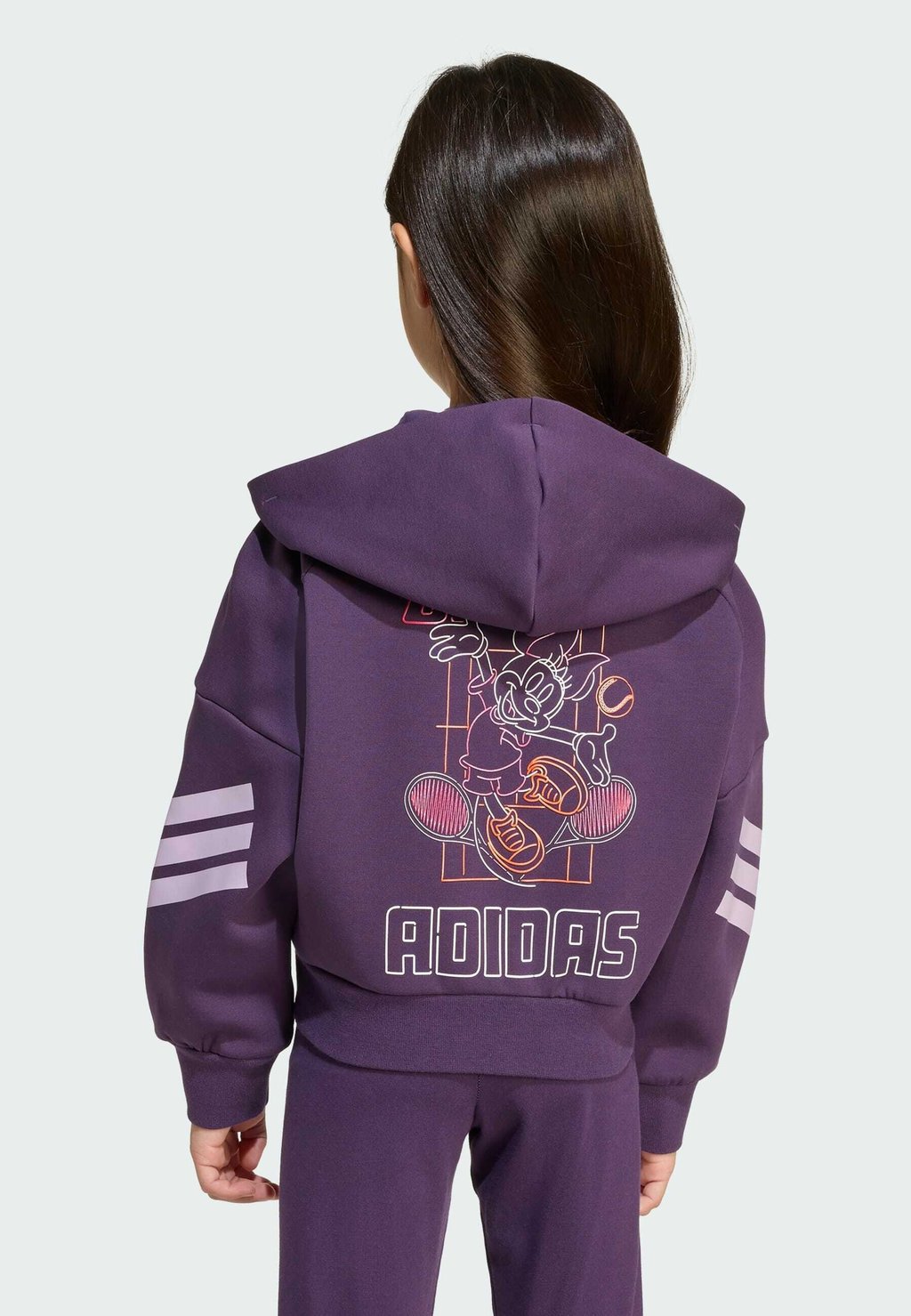 Толстовка на молнии DISNEY MINNIE MOUSE Adidas Sportswear, цвет Aurora Plum Powder Plum Lucid Pink
Толстовка на молнии DISNEY MINNIE MOUSE Adidas Sportswear, цвет Aurora Plum Powder Plum Lucid Pink