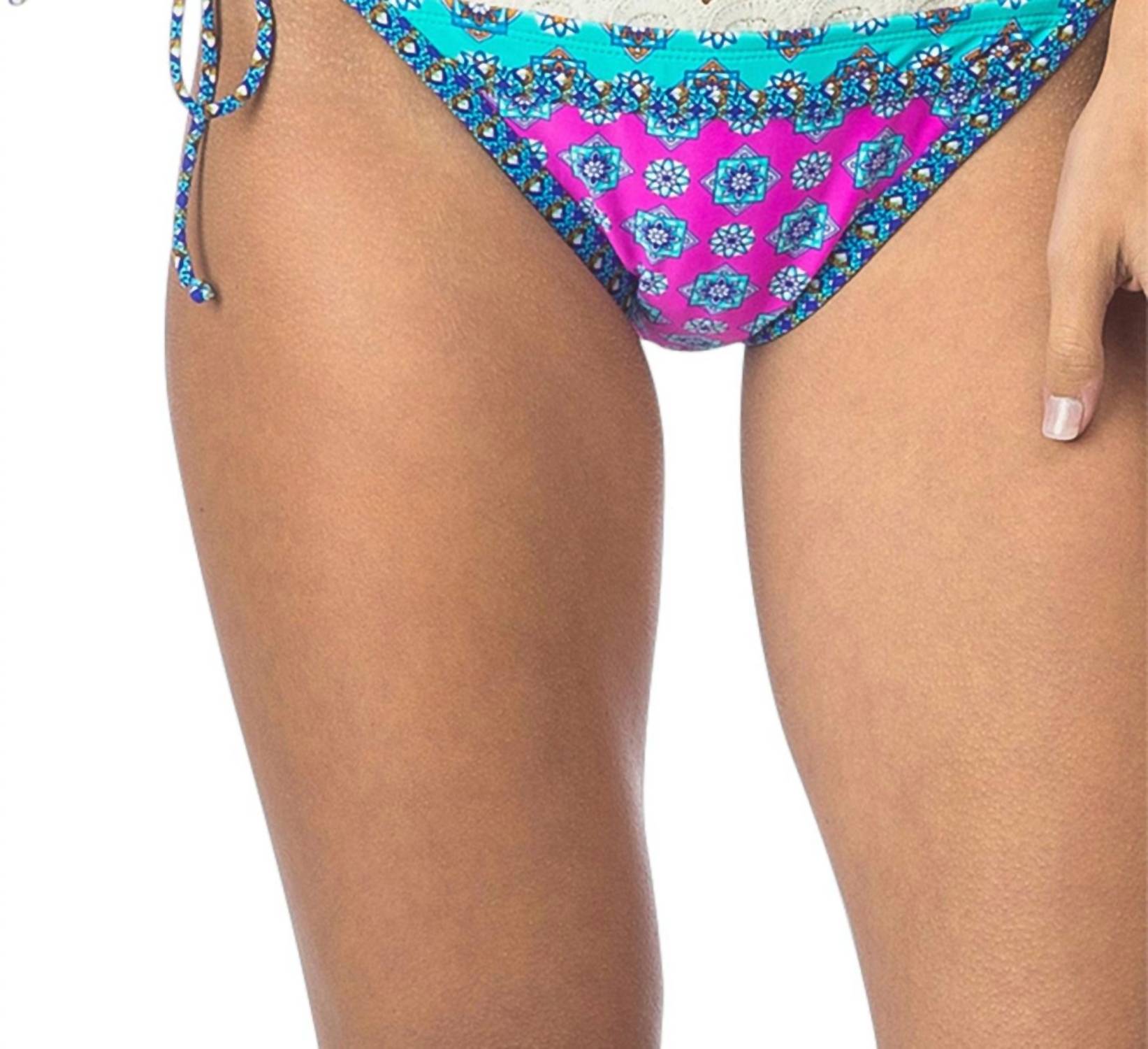 Купальник женский Hobie, цвет hob mix it up
Купальник женский Hobie, цвет hob mix it up