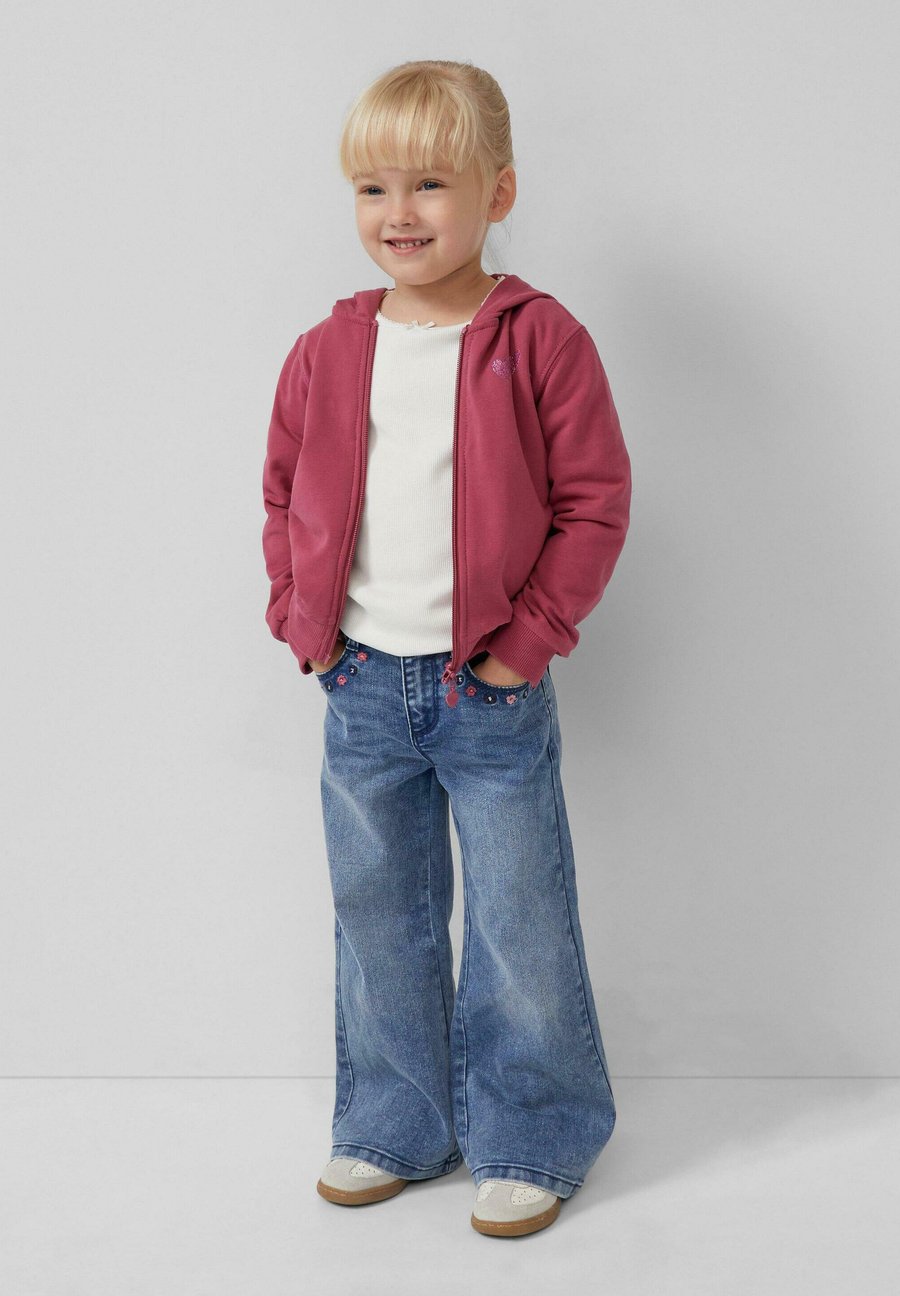 Толстовка s.Oliver Zip-up sweatshirt, Himbeere/Pink
Толстовка s.Oliver Zip-up sweatshirt, Himbeere/Pink