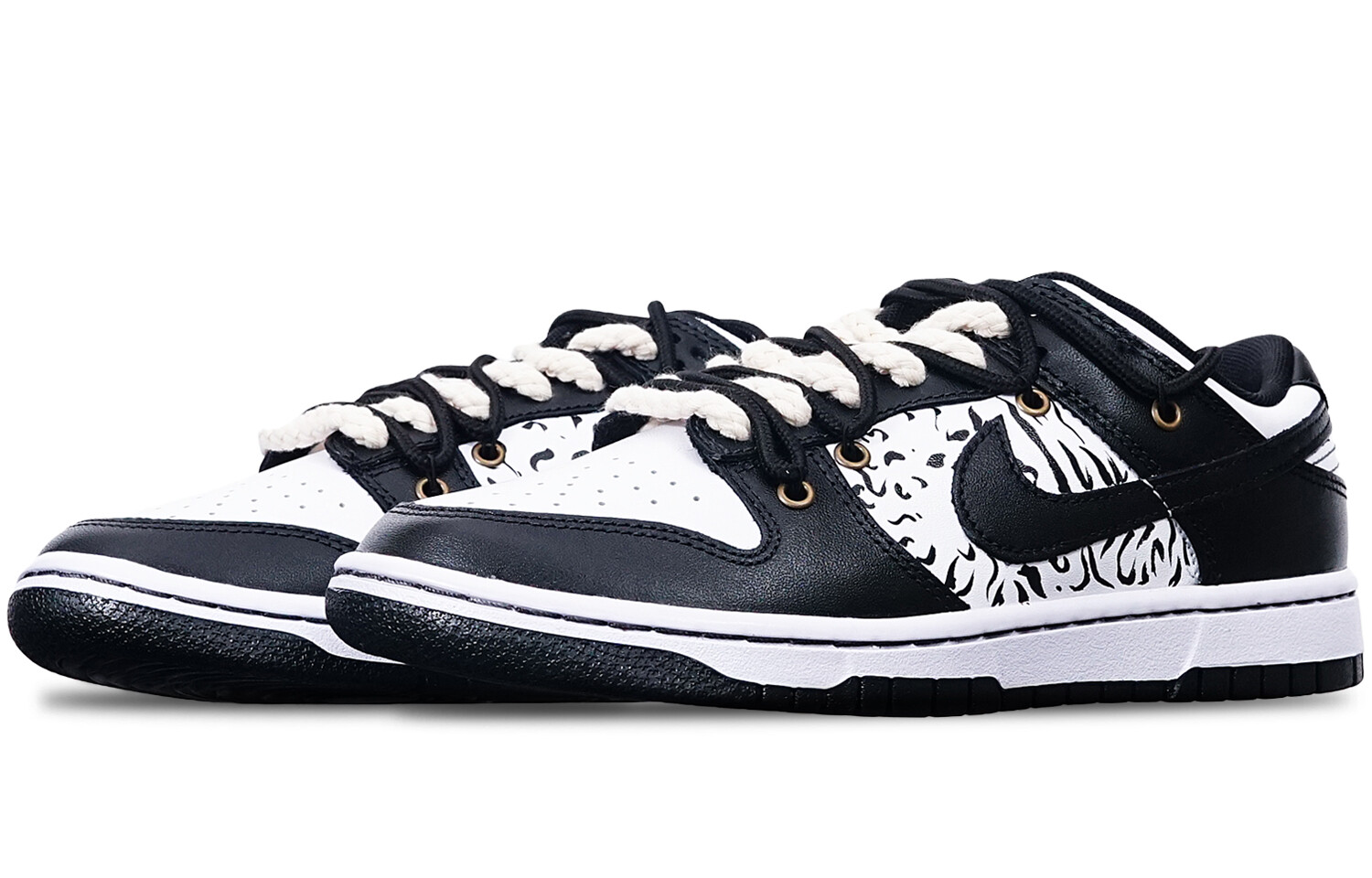 Кроссовки Nike Dunk Skateboard Shoes Women's Low-Top Black White, Черный, Кроссовки Nike Dunk Skateboard Shoes Women's Low-Top Black White
Кроссовки Nike Dunk Skateboard Shoes Women's Low-Top Black White, Черный, Кроссовки Nike Dunk Skateboard Shoes Women's Low-Top Black White