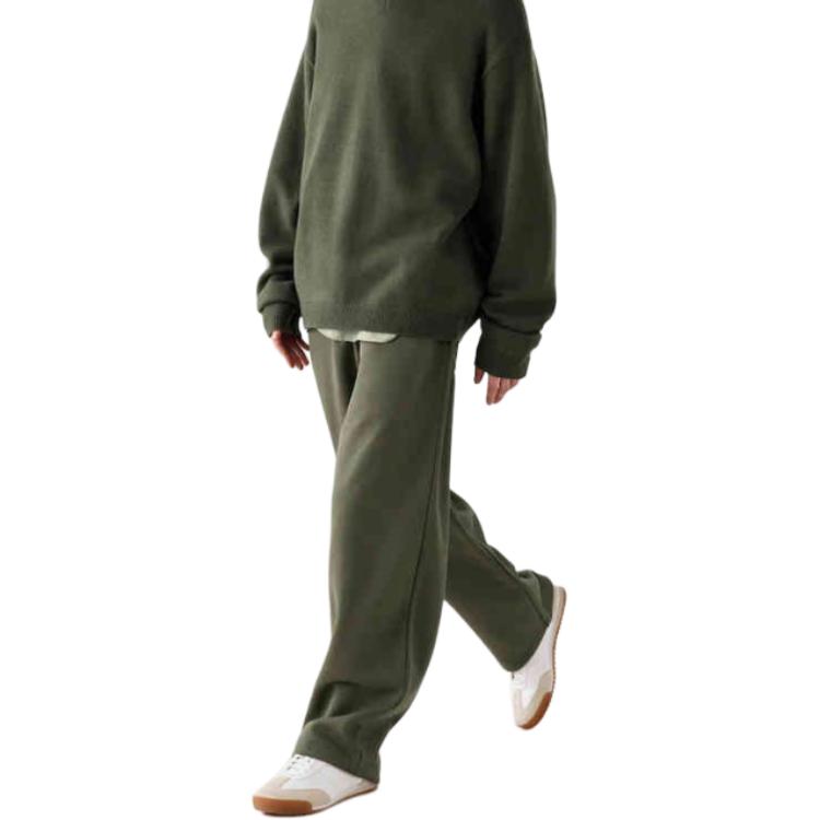 Повседневные брюки мужские UNIQLO, темно-оливковый
Повседневные брюки мужские UNIQLO, темно-оливковый