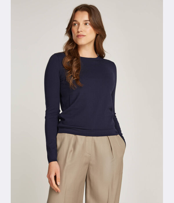 Джемпер женский Calvin Klein из вискозы, синий
Джемпер женский Calvin Klein из вискозы, синий