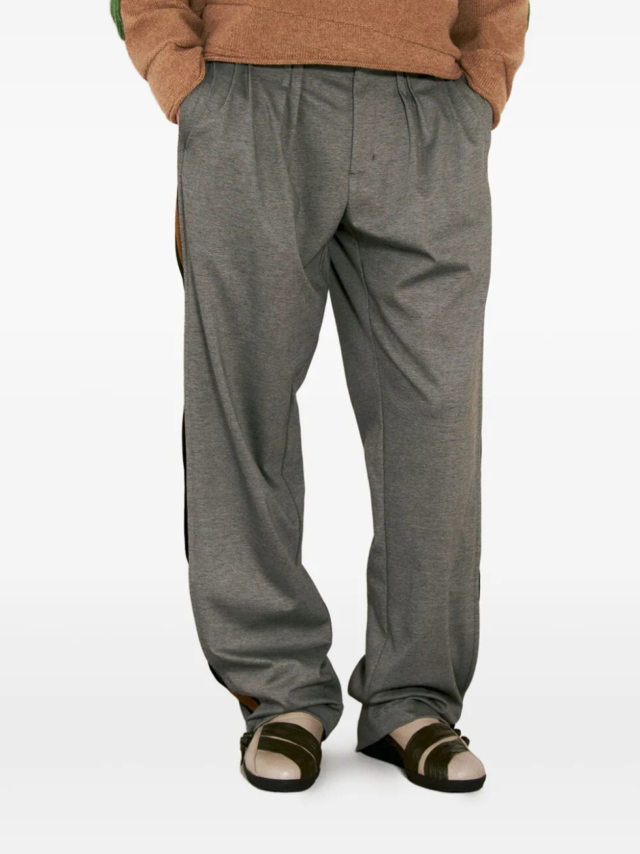 Брюки Ugo Kiko Kostadinov, серый
Брюки Ugo Kiko Kostadinov, серый