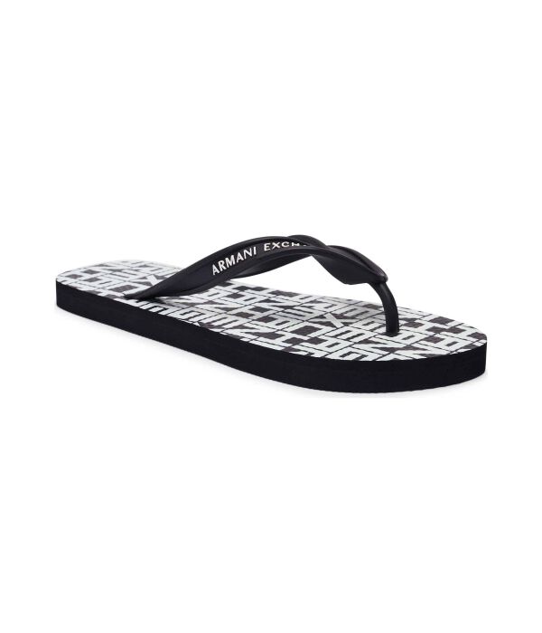 Пляжные тапочки Armani Exchange, черный
Пляжные тапочки Armani Exchange, черный