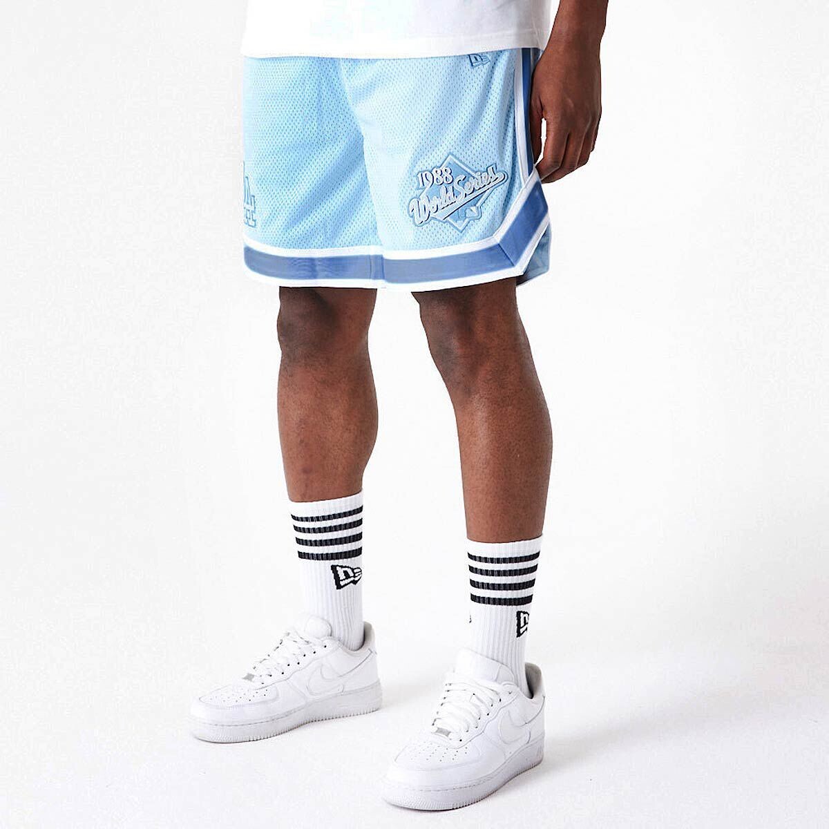 Шорты MLB LOS ANGELES DODGERS WORLD SERIES MESH SHORTS New Era, цвет Blau
Шорты MLB LOS ANGELES DODGERS WORLD SERIES MESH SHORTS New Era, цвет Blau