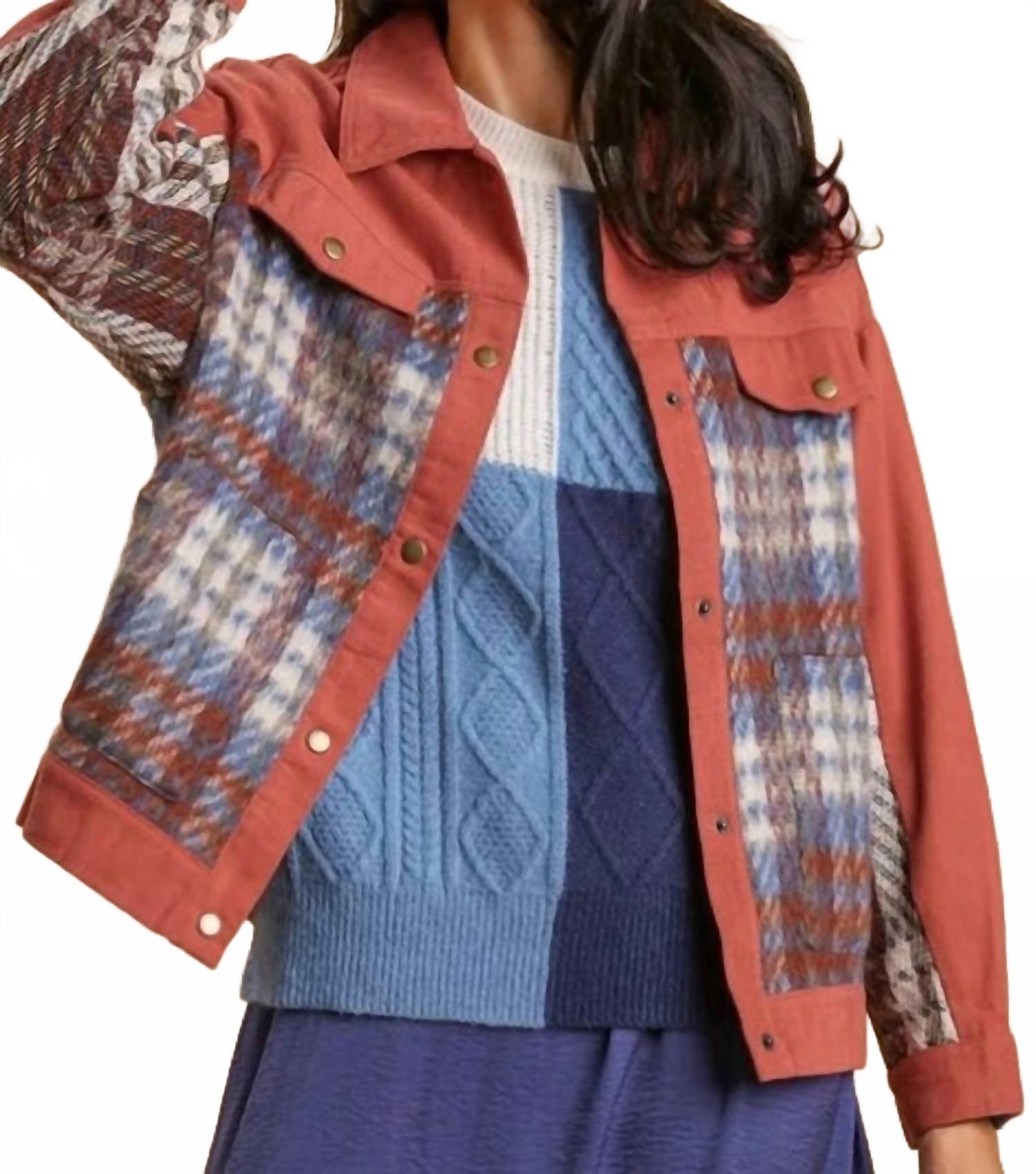 Джинсовая куртка на пуговицах в клетку с подкладкой из флиса, цвет кирпич Umgee, Brick
Джинсовая куртка на пуговицах в клетку с подкладкой из флиса, цвет кирпич Umgee, Brick