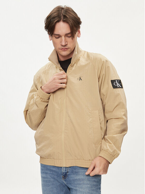 Переходная куртка стандартного кроя Calvin Klein, бежевый
Переходная куртка стандартного кроя Calvin Klein, бежевый