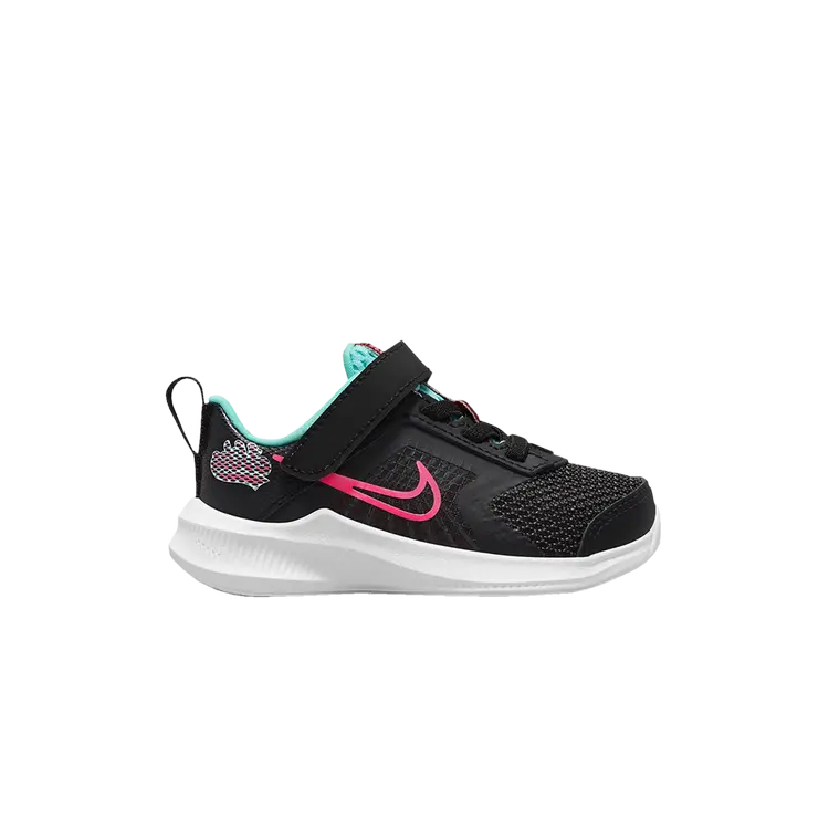 Кроссовки Nike Downshifter 11 SE TD, черный
Кроссовки Nike Downshifter 11 SE TD, черный