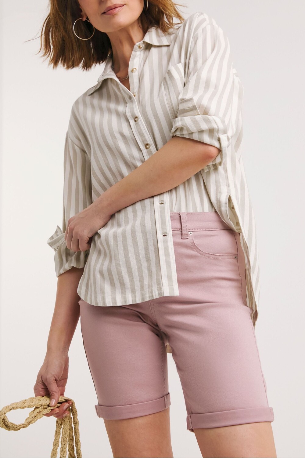 Розовые джинсовые шорты до колена 24/7 Jd Williams, розовый
Розовые джинсовые шорты до колена 24/7 Jd Williams, розовый