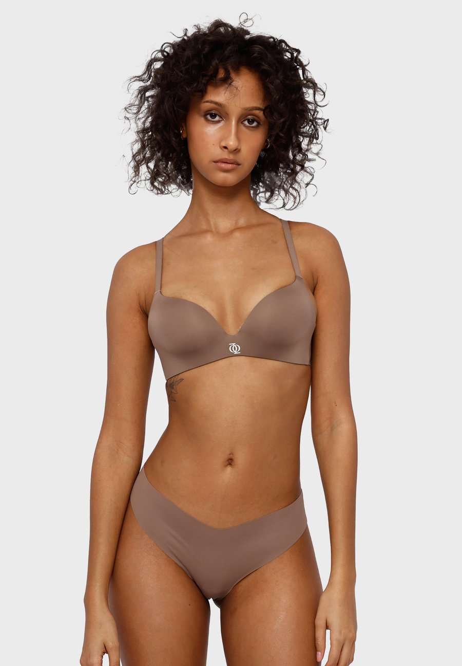 Трусы God Save Queens KATE, Mushroom/Light Brown
Трусы God Save Queens KATE, Mushroom/Light Brown