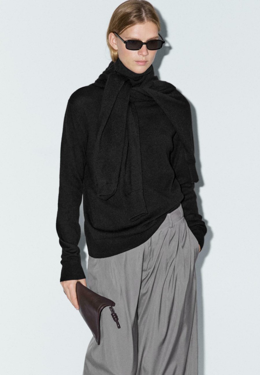 Джемпер Massimo Dutti HIGH NECK, Black
Джемпер Massimo Dutti HIGH NECK, Black