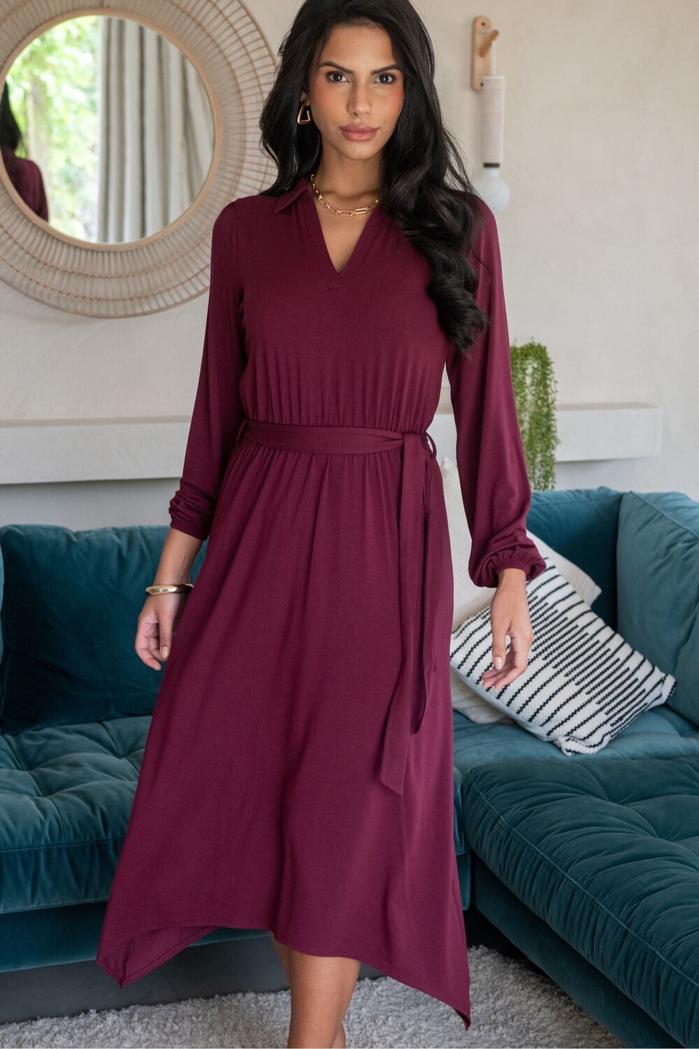 Платье халат из джерси «Венеция» с воротником стойкой миди Pour Moi, красный
Платье халат из джерси «Венеция» с воротником стойкой миди Pour Moi, красный