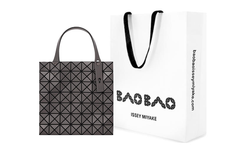 ISSEY MIYAKE Сумка-тоут из искусственной кожи
ISSEY MIYAKE Сумка-тоут из искусственной кожи