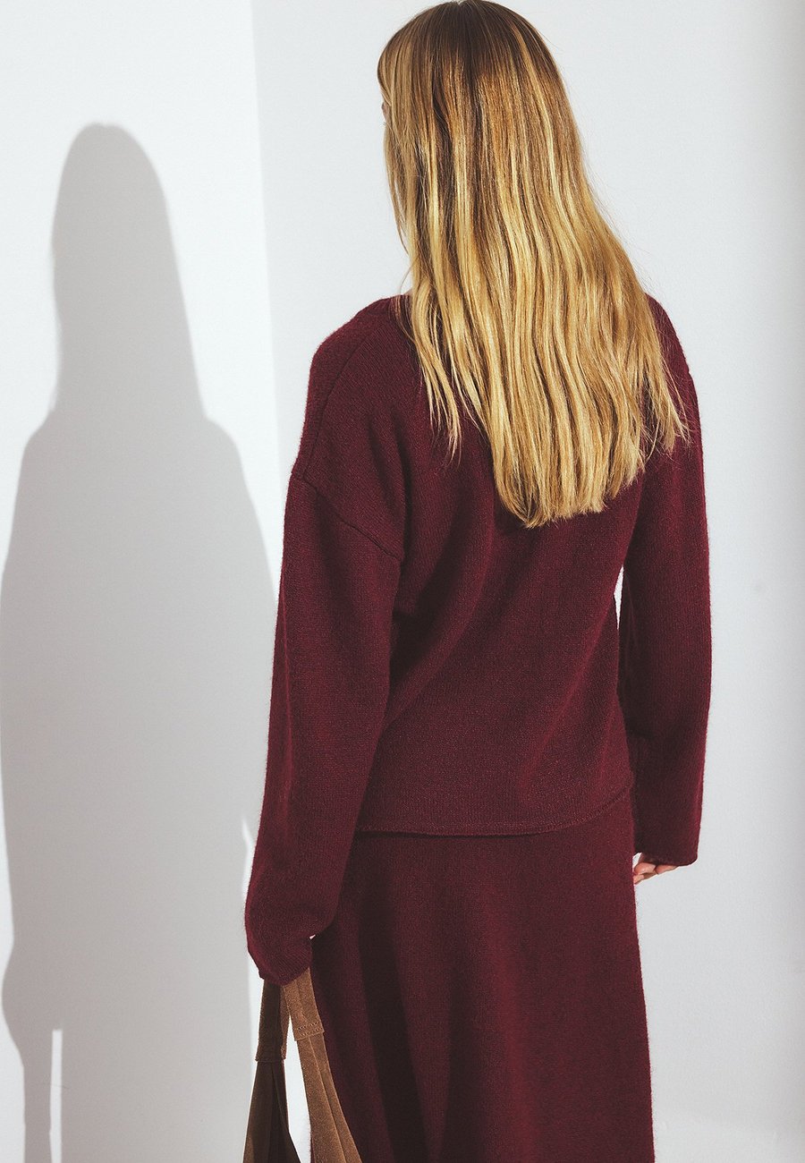 Джемпер NA-KD Jumper, Burgundy/Bordeaux
Джемпер NA-KD Jumper, Burgundy/Bordeaux