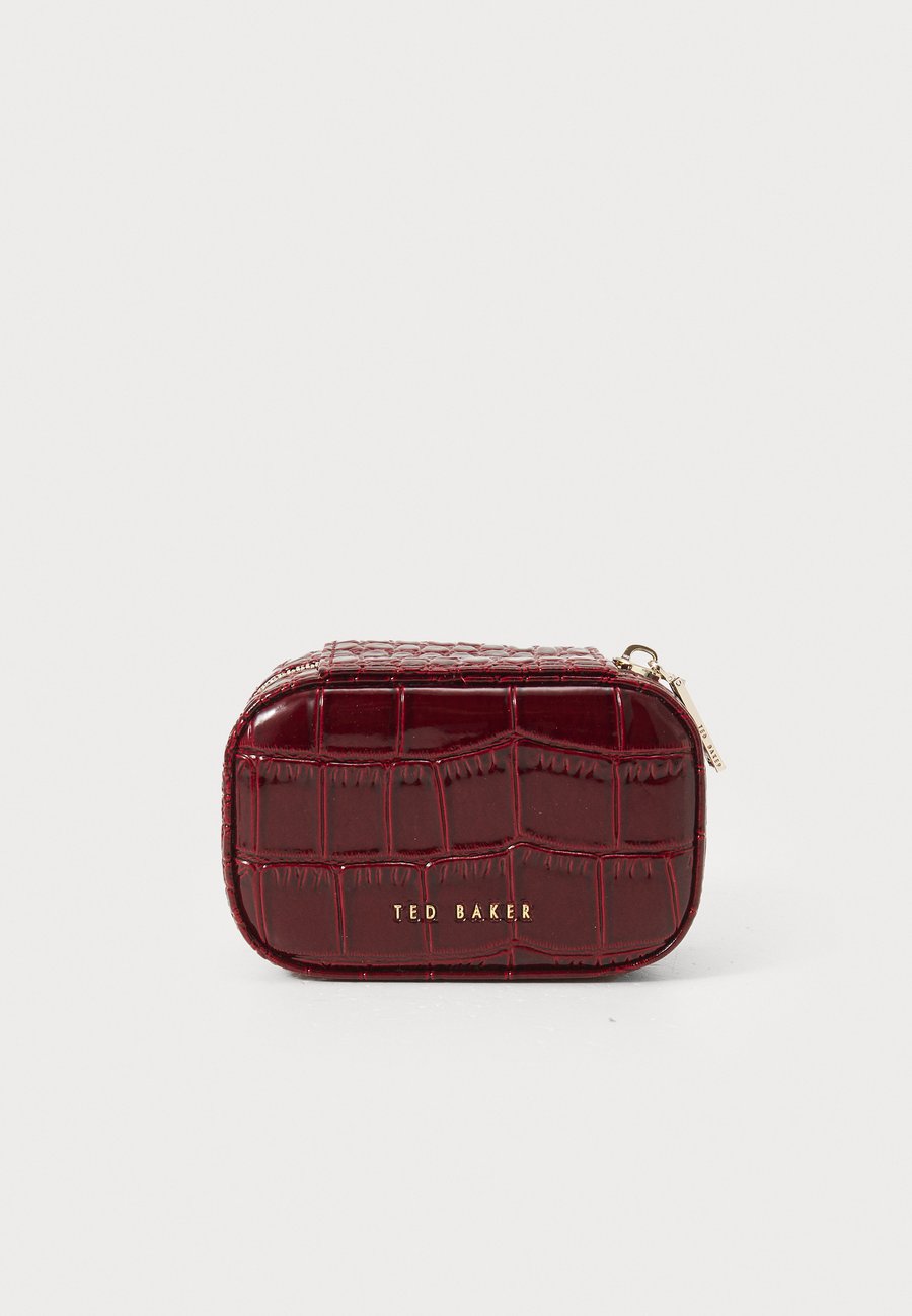 Кошелек Ted Baker IVEE, Wine/Bordeaux
Кошелек Ted Baker IVEE, Wine/Bordeaux