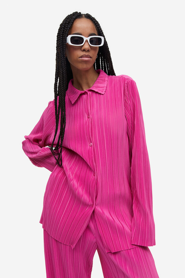 Рубашка оверсайз со складками H&M, фиолетовый
Рубашка оверсайз со складками H&M, фиолетовый