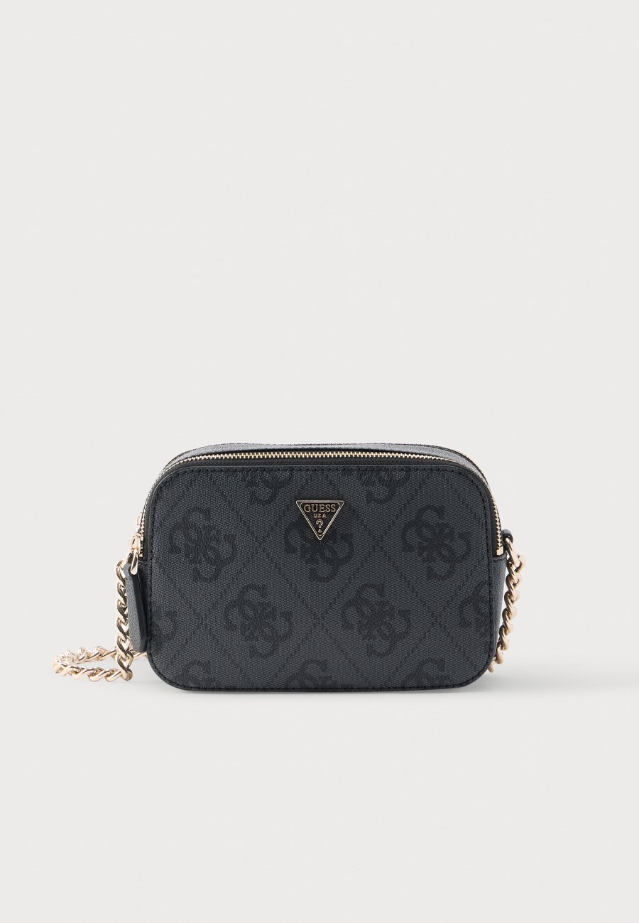 Сумка кросс-боди Guess NOELLE CROSSBODY CAMERA, Coal/Dark Grey
Сумка кросс-боди Guess NOELLE CROSSBODY CAMERA, Coal/Dark Grey