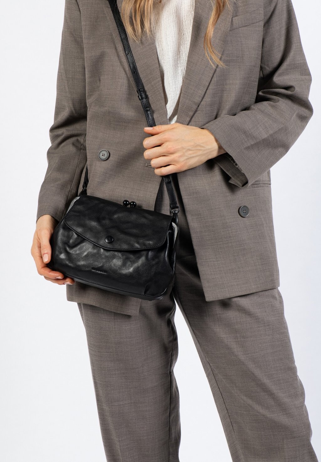 Сумка через плечо MISS MADELINE Aunts & Uncles, черный
Сумка через плечо MISS MADELINE Aunts & Uncles, черный