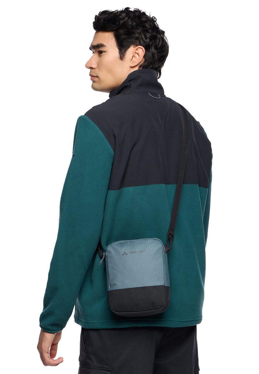 Сумка кросс-боди Vaude CITYBEN 17 CM, Heron/Light Blue
Сумка кросс-боди Vaude CITYBEN 17 CM, Heron/Light Blue