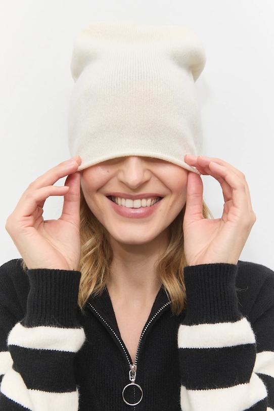 Шерстяная шапка Answear.LAB, бежевый
Шерстяная шапка Answear.LAB, бежевый