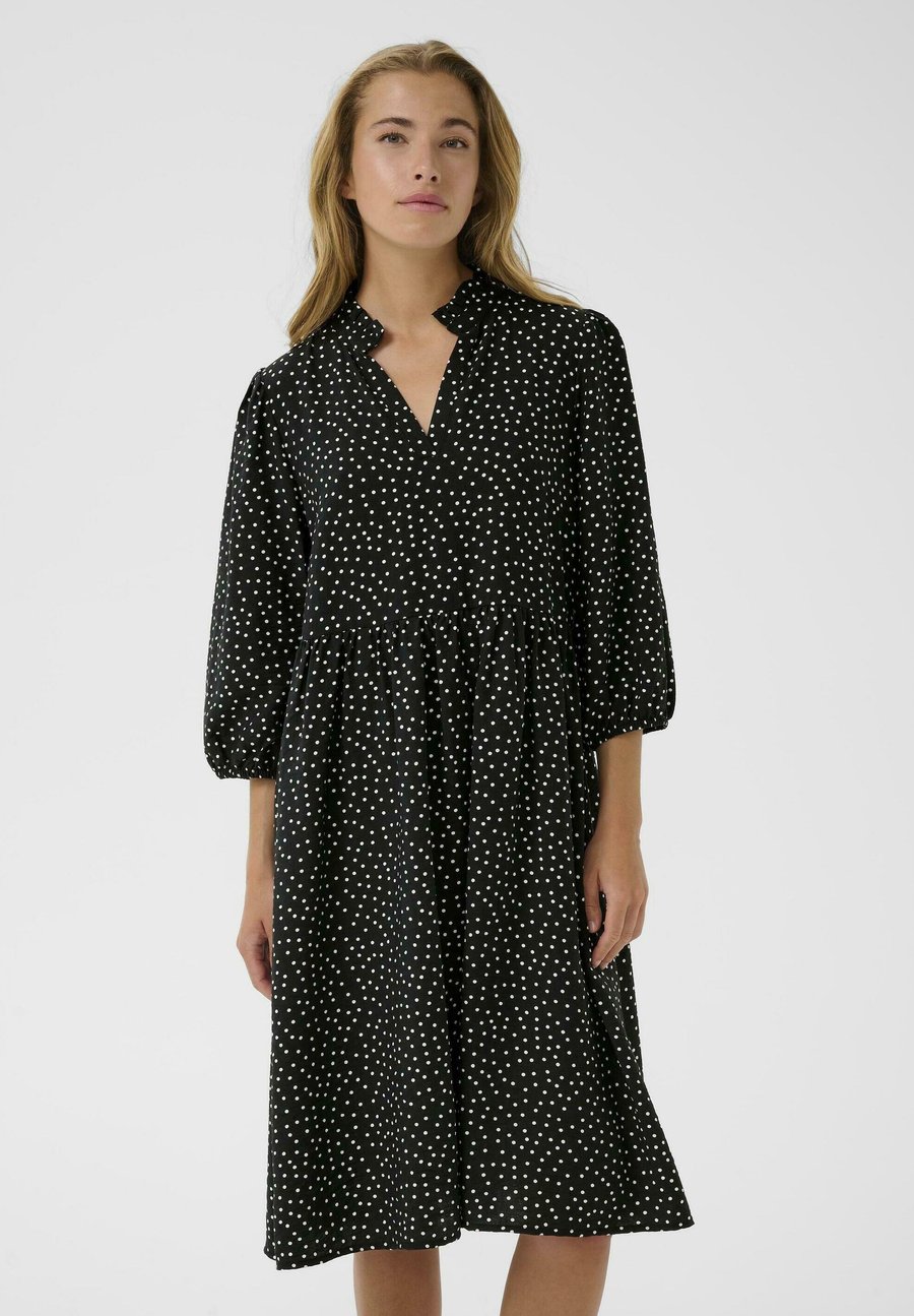 Платье Kaffe REA PRINTED, Black W/Chalk Dot/Black
Платье Kaffe REA PRINTED, Black W/Chalk Dot/Black