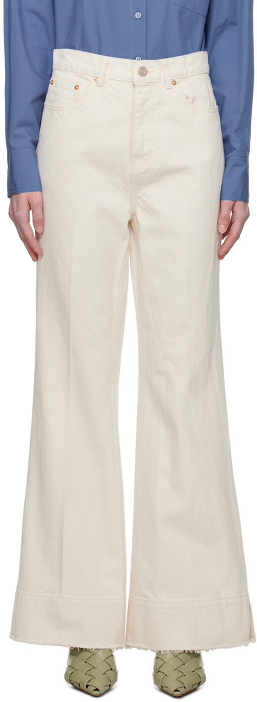 Белоснежные джинсы Recto с высокой талией
Белоснежные джинсы Recto с высокой талией