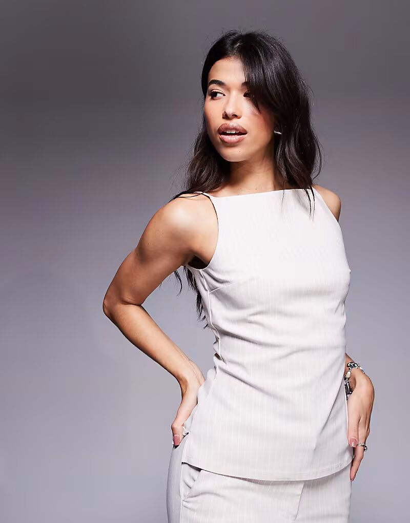 Приталенный топ-комбинезон из бенгалина в полоску цвета песчаника Asos Design
Приталенный топ-комбинезон из бенгалина в полоску цвета песчаника Asos Design