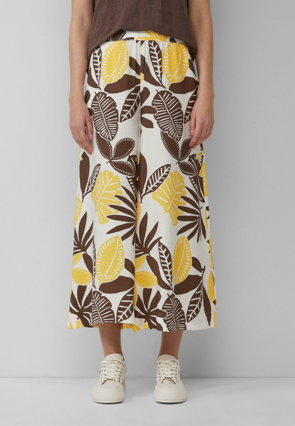 Юбка плиссированная STRUKTURIERTER s.Oliver, кремовый
Юбка плиссированная STRUKTURIERTER s.Oliver, кремовый