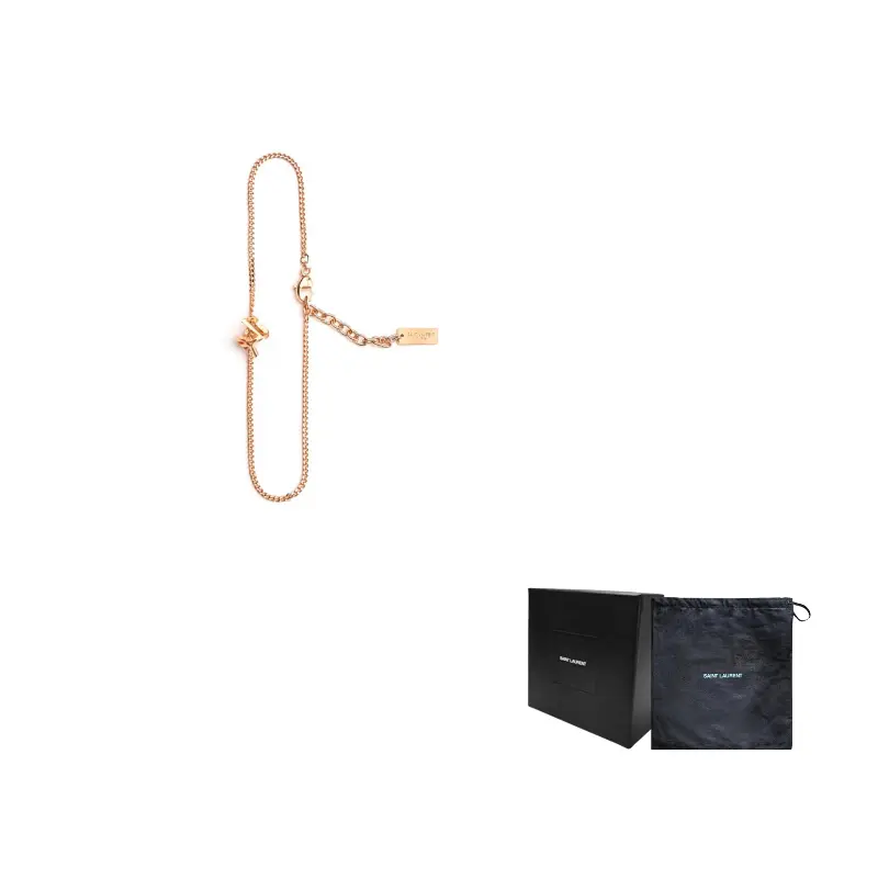 Латунный браслет унисекс SAINT LAURENT
Латунный браслет унисекс SAINT LAURENT