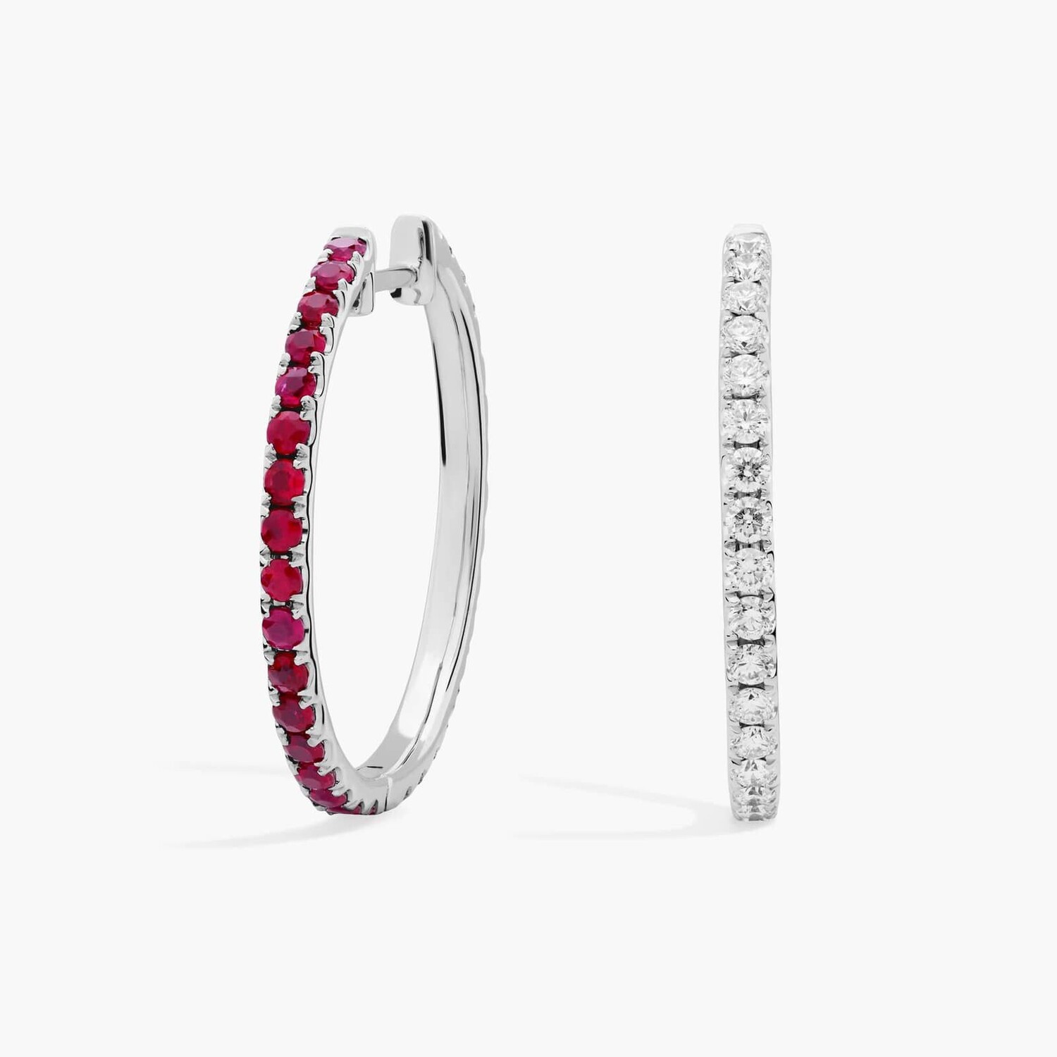 Серьги-кольца с полукруглыми рубинами и бриллиантами из белого золота 14 карат Blue Nile
Серьги-кольца с полукруглыми рубинами и бриллиантами из белого золота 14 карат Blue Nile