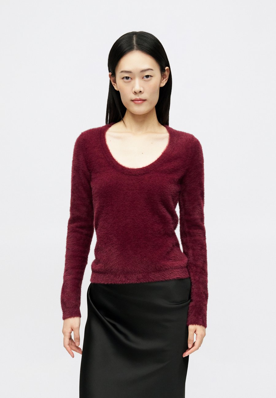 Джемпер Fabienne Chapot KATE, Deep Burgundy/Dark Red
Джемпер Fabienne Chapot KATE, Deep Burgundy/Dark Red