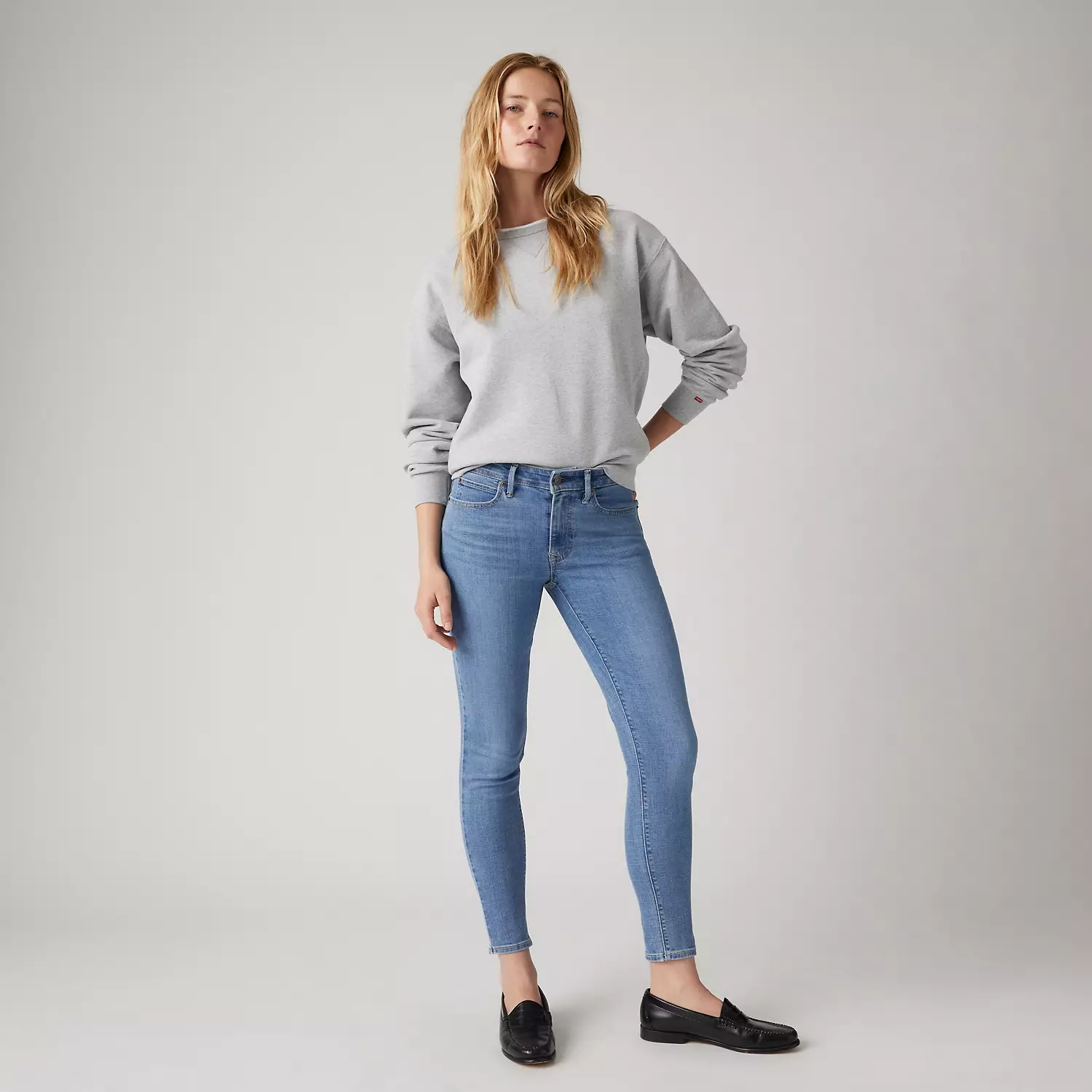 Джинсы женские Levi's
Джинсы женские Levi's