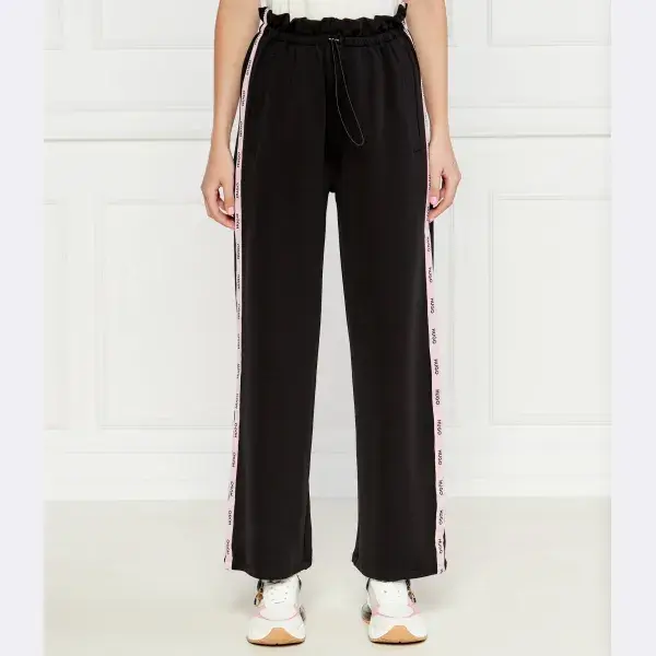 Брюки стандартного кроя Hugo, черный
Брюки стандартного кроя Hugo, черный