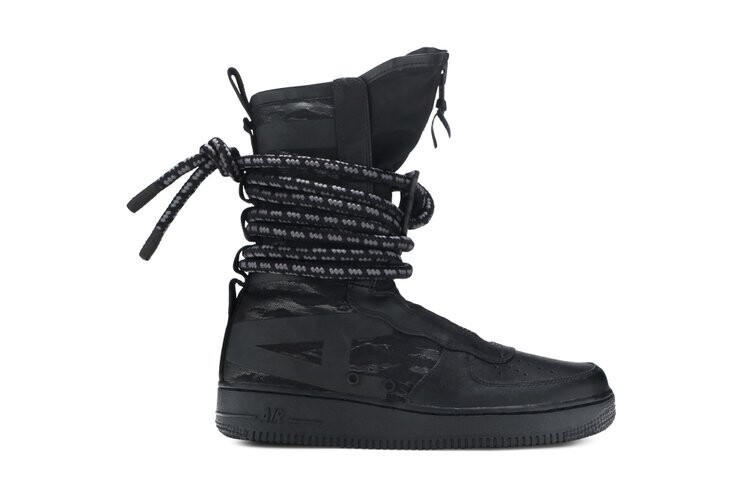 Кроссовки Nike SF Air Force 1 High 'Black', черный
Кроссовки Nike SF Air Force 1 High 'Black', черный